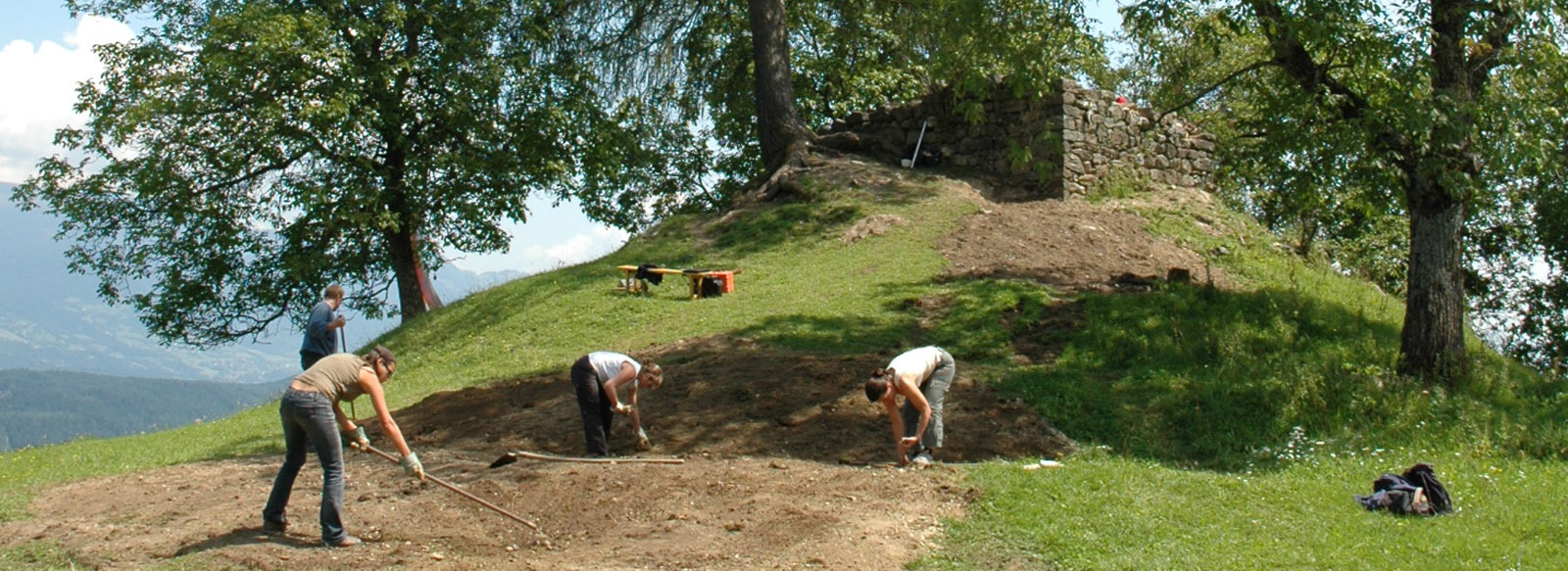 Museum Carantana Archäologische Untersuchung des Turmhügels bei der